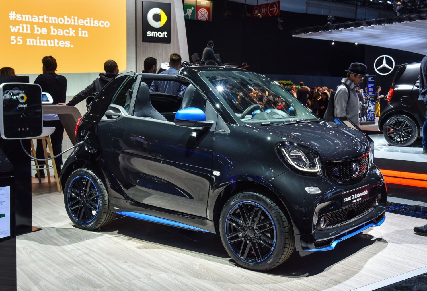 Smart EQ fortwo cabrio A453 2018 17.6 kWh (82 KM) Smart EQ fortwo cabrio A453 2018 17.6 kWh (82 KM)