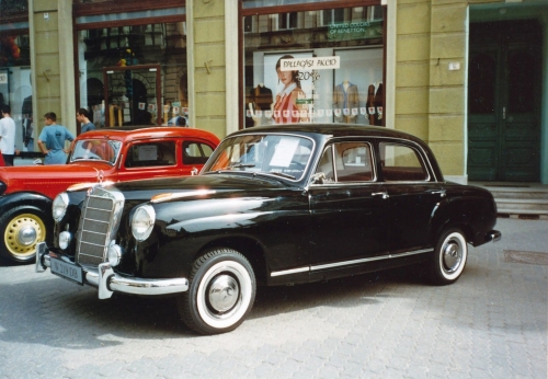 Mercedes-Benz W105 Sedan 1957