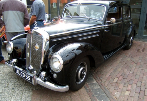 Mercedes-Benz W187 Sedan 1951