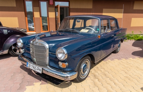 Mercedes-Benz Fintail W110 1963