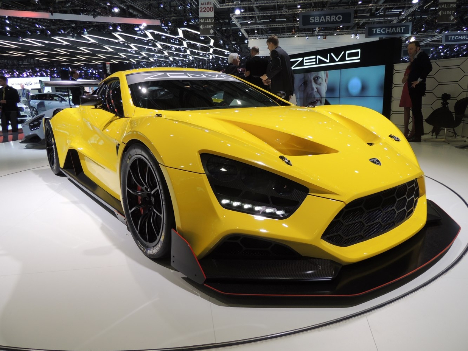 Zenvo TSR 2016 5.8 V8 (1104 KM) Automatic Zenvo TSR 2016 5.8 V8 (1104 KM) Automatic