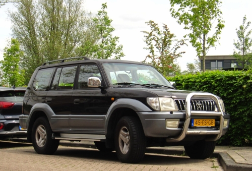 Toyota Land Cruiser Prado J90 2000 5-door