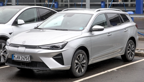 MG MG5 II 2023