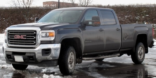 GMC Sierra HD Crew Cab Long Box 2015 6.6 Duramax TD V8 (397 лс) 4WD Automatic GMC Sierra HD Crew Cab Long Box 2015 6.6 Duramax TD V8 (397 лс) 4WD Automatic