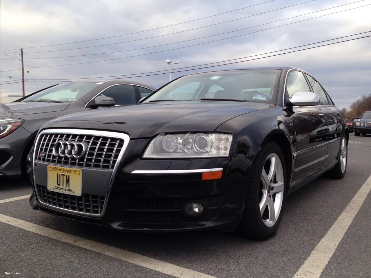 Audi S8 D3 2006 5.2 FSI V10 (450 CH) quattro Tiptronic Audi S8 D3 2006 5.2 FSI V10 (450 CH) quattro Tiptronic