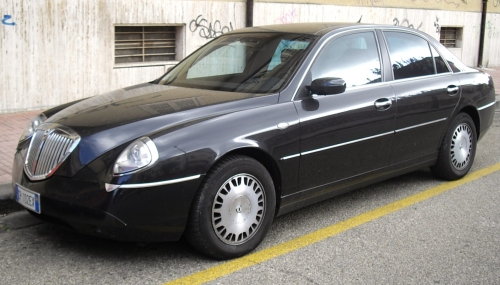 Lancia Thesis 2002