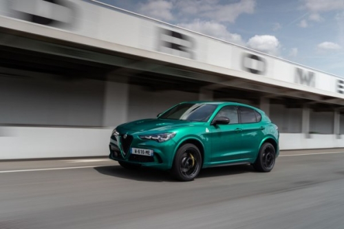 Alfa Romeo Stelvio 949 2023 Quadrifoglio 2.9 V6 Bi-Turbo (520 CV) Q4 Automatic Alfa Romeo Stelvio 949 2023 Quadrifoglio 2.9 V6 Bi-Turbo (520 CV) Q4 Automatic