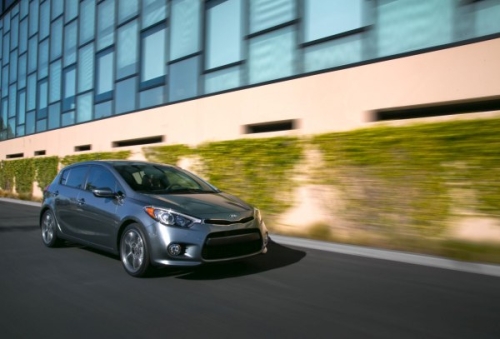 Kia Forte5 2 YD 2013 2.0 GDI (173 CP) Automatic Kia Forte5 2 YD 2013 2.0 GDI (173 CP) Automatic