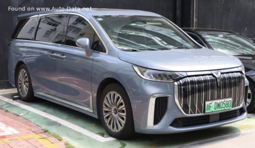 Voyah Dreamer 2022 1.5T (394 CV) 4WD Plug-in Hybrid Voyah Dreamer 2022 1.5T (394 CV) 4WD Plug-in Hybrid