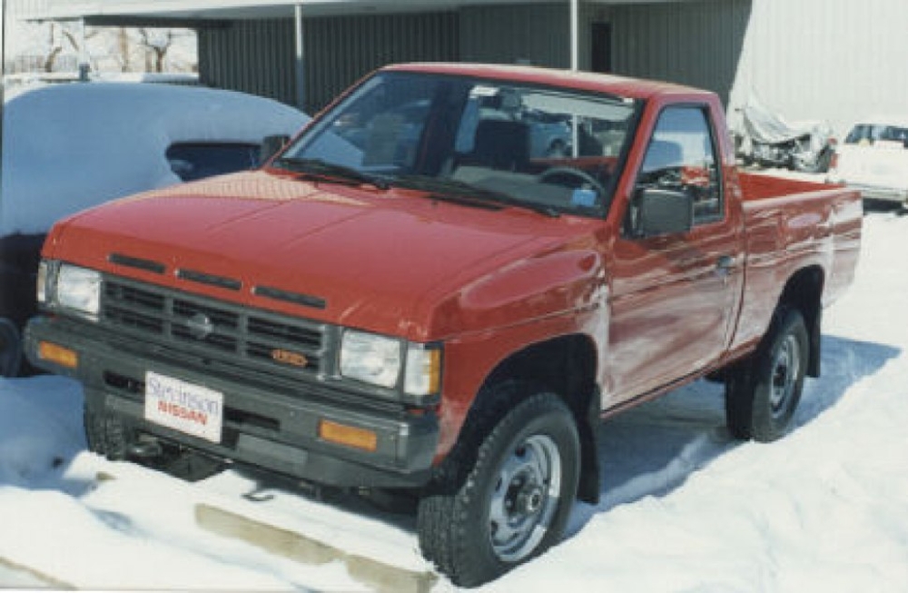 Nissan Datsun D21 1989 2.0 4WD (91 CH) Nissan Datsun D21 1989 2.0 4WD (91 CH)
