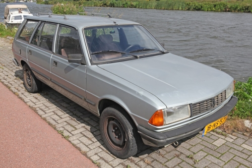 Peugeot 305 II Break 581E 1983