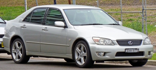 Lexus IS I XE10 2001