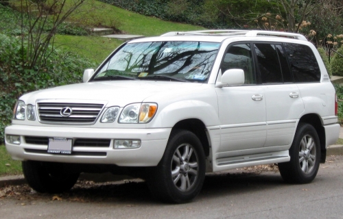 Lexus LX II 2002