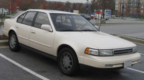 Nissan Maxima III J30 1988