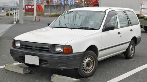 Nissan AD Y10 1990