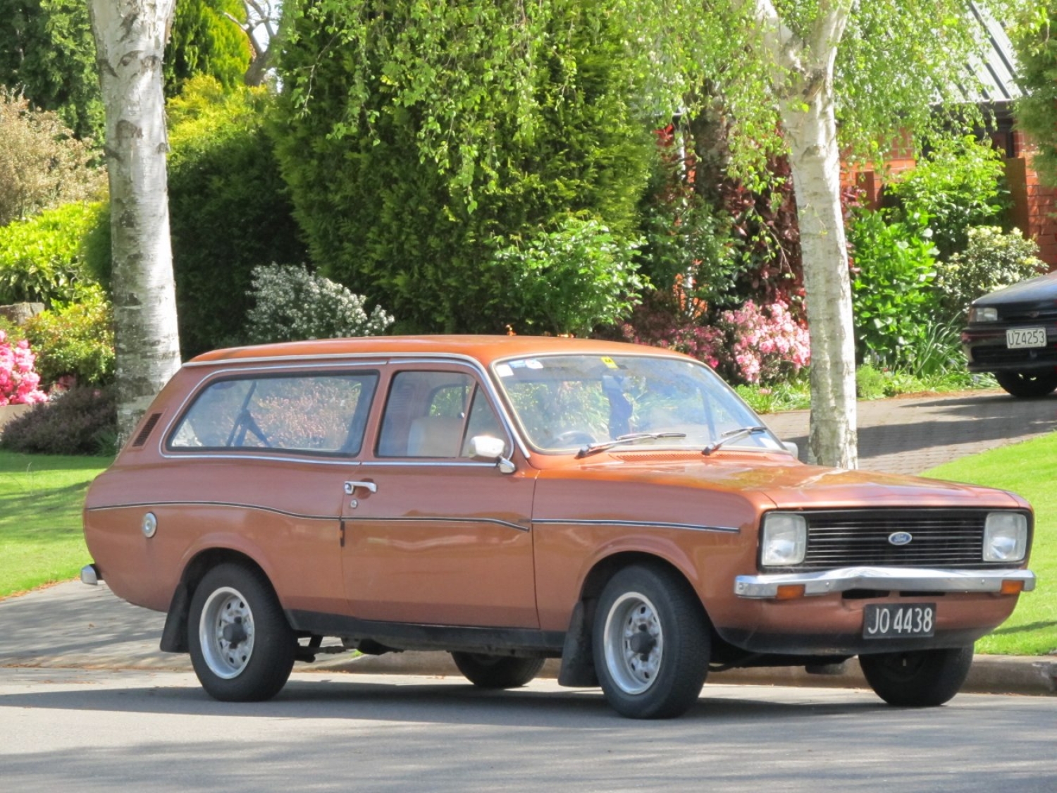 Ford Escort 2 Turnier 1976 1.3 (BADR) (54 лс) Ford Escort 2 Turnier 1976 1.3 (BADR) (54 лс)