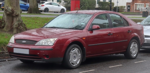 Ford Mondeo II Hatchback 2002