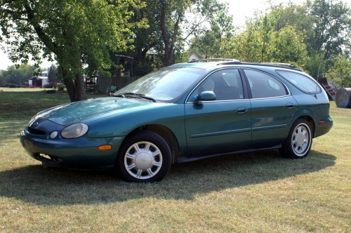Ford Taurus III Station Wagon 1995