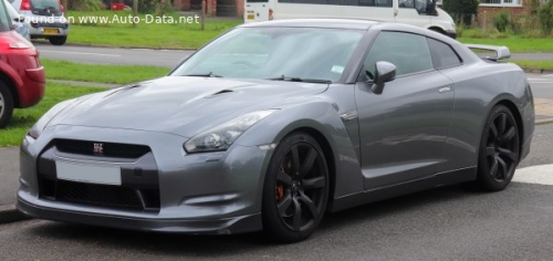 Nissan GT-R