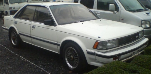 Nissan Bluebird U11 1983