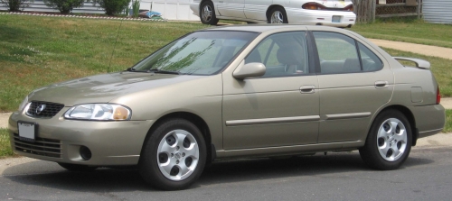 Nissan Sentra B15 2000