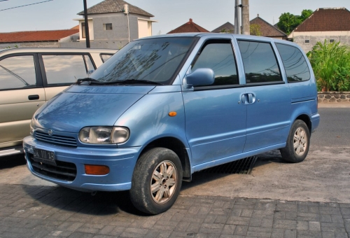 Nissan Serena C23M 1993