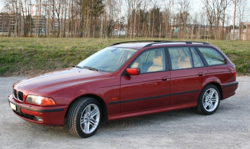 BMW 5 Series Touring E39 1998