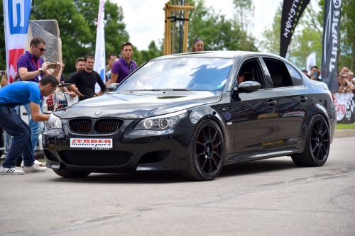 BMW M5 E60 2005