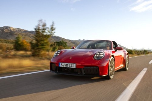 Porsche 911 Targa 992 2024 4 GTS 3.6 (541 лс) T-Hybrid PDK Porsche 911 Targa 992 2024 4 GTS 3.6 (541 лс) T-Hybrid PDK