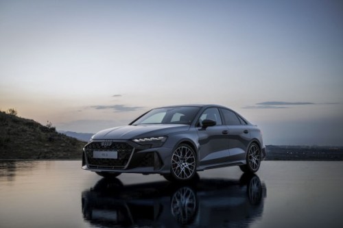 Audi RS 3 Sedan 8Y 2024 2.5 TFSI (400 PS) quattro S tronic Audi RS 3 Sedan 8Y 2024 2.5 TFSI (400 PS) quattro S tronic