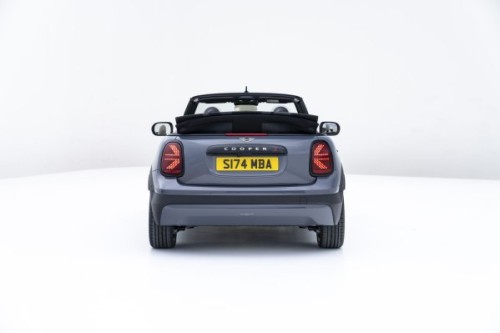 Mini Convertible F67 2024