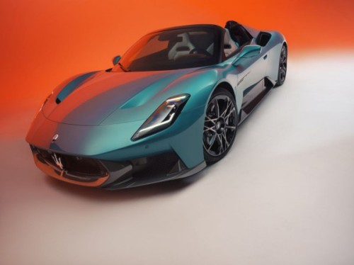 Maserati MCPURA Cielo 2025