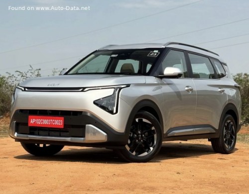 Kia Carens Clavis IV 2025