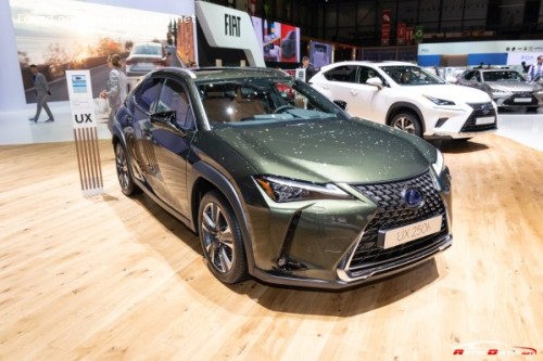 Lexus UX