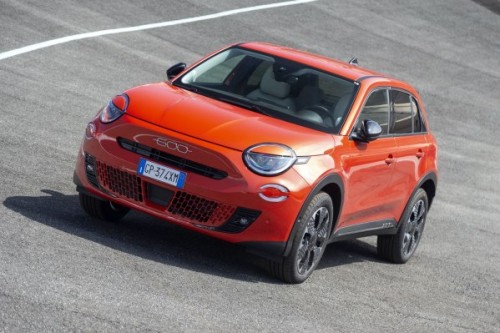 Fiat 600 364 365 2024 1.2 T3 (100 hk) Mild Hybrid DCT Fiat 600 364 365 2024 1.2 T3 (100 hk) Mild Hybrid DCT