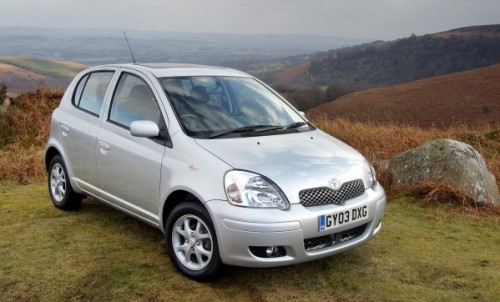 Toyota Yaris 1 2003 5-door 1.0 VVT-i (65 CV) Multi-Mode Toyota Yaris 1 2003 5-door 1.0 VVT-i (65 CV) Multi-Mode