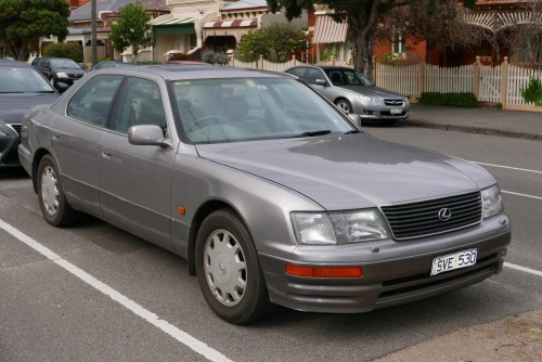 Lexus LS II