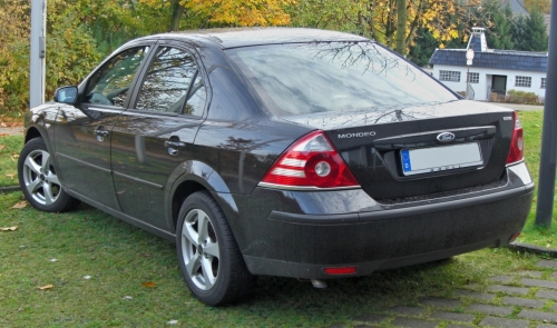 Ford Mondeo II Sedan