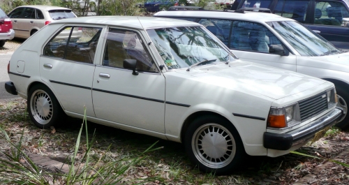 Mazda 323 I FA