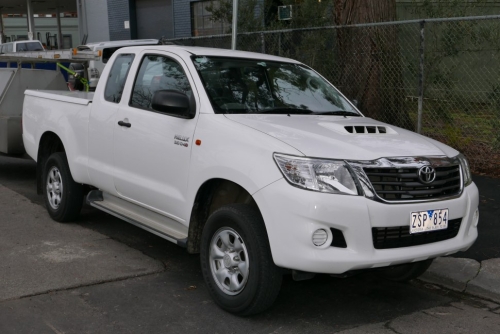 Toyota Hilux Extra Cab VII 2011