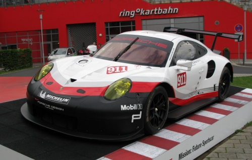Porsche 911 RSR 991