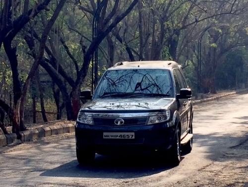 Tata Safari Storme 2015