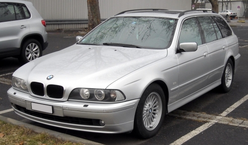 BMW 5 Series Touring E39 Facelift 2000