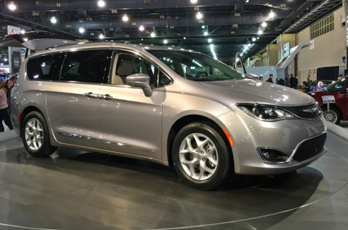 Chrysler Pacifica II