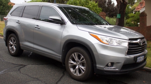 Toyota Highlander III