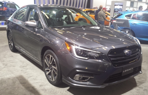 Subaru Legacy VI 2017