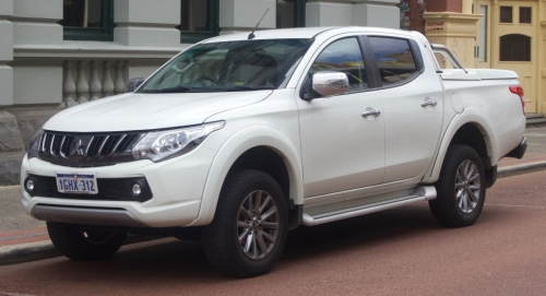 Mitsubishi Triton V