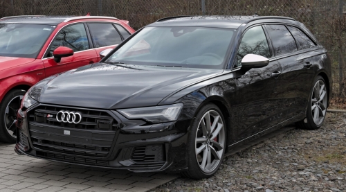 Audi S6 Avant C8