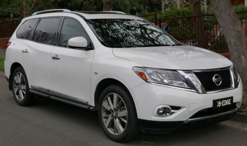 Nissan Pathfinder IV