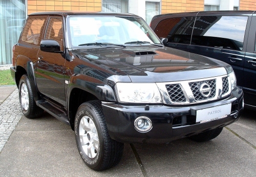 Nissan Patrol V 3-door Y61 2004